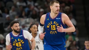 DENVER - MINESOTA Šta se ovo dešava? Vrlo loš početak Jokića