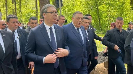 "OBAVEZA PREMA BUDUĆNOSTI" Vučić poslao jasnu poruku: U ime mira, pravde i trajnog pamćenja