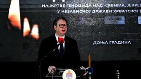 "OVA ZEMLJA NATOPLJENA JE KRVLJU NEVINIH" Vučićev govor više puta prekinut gromoglasnim aplauzom