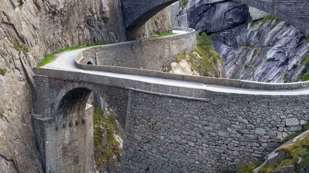 Ne zovu ga slučajno "Đavolji most" - bio je pakao napraviti ga (VIDEO)