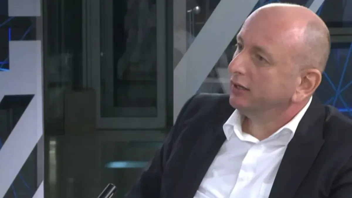 "ZABILI SMO NOŽ U LEĐA BRATSKOJ SRBIJI" Kneževićeva poruka Crnoj Gori: Sperite sramotu sa sebe!  