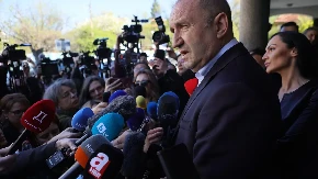 OGLASIO SE RUMEN RADEV NAKON POBEDE NA IZBORIMA "Radićemo na formiranju stabilne vlade, novi izbori bi bili katastrofa"