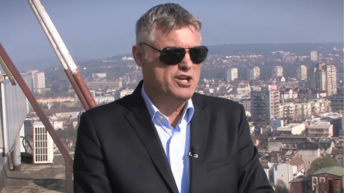 ZNAM ŠTA STE RADILI 2000. GODINE Kako je Lazanski "zbrisao" dosmanlije