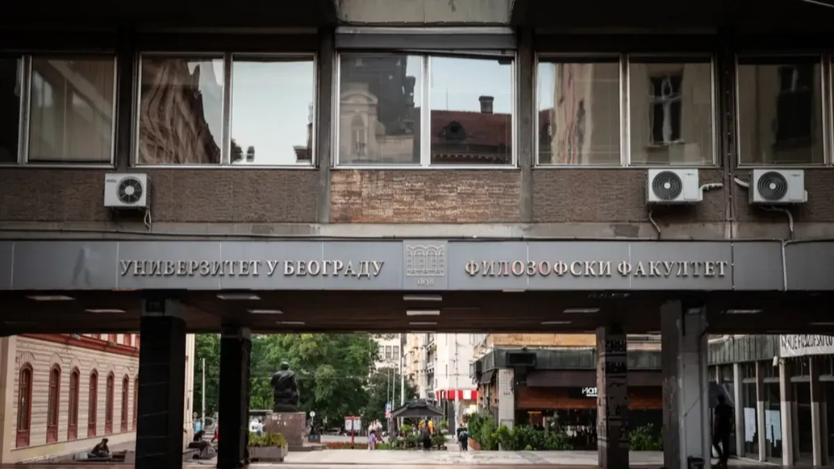 NE, UKP NIJE "UPAO" NA FILOZOFSKI FAKULTET Ovo je istina o delovanju policije bez laži blokadnih medija