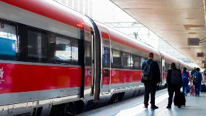 Ugovor vredan 915 miliona evra - stižu moderni vozovi bez vozača u Beograd