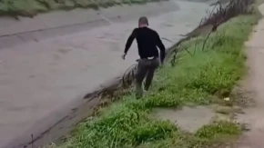 DRAMA U RECI! Mladić bez razmišljanja skočio u vodu – ono što je uradio ODUŠEVILO REGION!