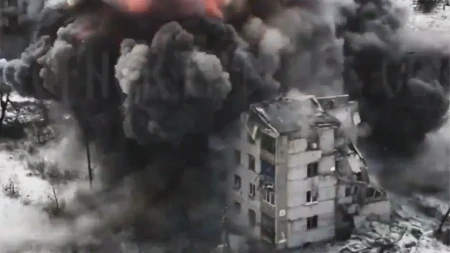 UDARIĆE PO RUSIMA! Balkanska država šalje ubitačno oružje od 30 tona na front