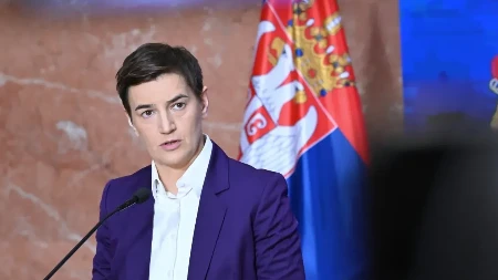 ĐOKIĆU, ZAŠTO SE PLAŠITE DA IZAĐETE NA CRTU VUČIČU? Brnabić: Ovo je jedini razlog što još uvek nisu raspisani parlamentarni izbori!