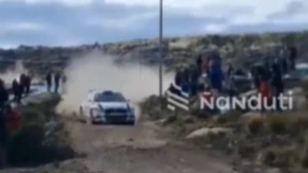 UŽASNE SCENE Automobil izleteo sa staze i usmrtio gledaoca (VIDEO)