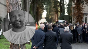 SAHRANA SAŠE KATANČIĆA Tuga na Bežanijskom groblju, na umrlici su potpisani oni 