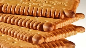 SVAKI DETALJ KRIJE JAKU SIMBOLIKU Omiljeni keks svih nas ima specifičan oblik, evo šta znači svaki deo