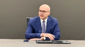 "PODNESI OSTAVKU NA MESTO REKTORA, PA PUTUJ GDE HOĆEŠ" Vučević o sramnom odlasku političara Đokića u Brisel: Tamo se klanja, a ne poštuje institucije svoje države