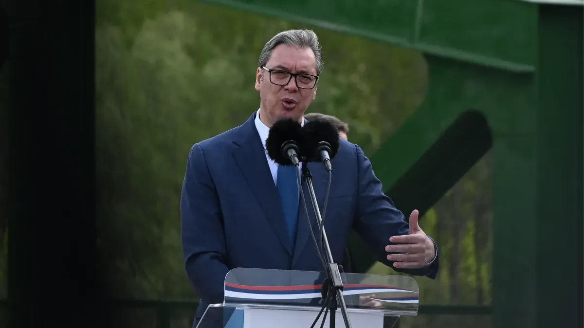 "NAKRIVIO MU SE NOS, KAO PINOKIJU" Vučić pokopao Đilasa kao niko: Ovo je upotrebna dozvola, izdata je pre mesec dana