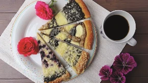 VALAŠKI FRGAL ZA SPECIJALNE PRILIKE Ovako punjenu pitu sa borovnicama prave Česi