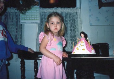 Nosile su ga samo posebne žene, jer ima snažno značenje: Evo koje žensko ime ima jaku poruku, roditelji ga sve češće daju devojčicama