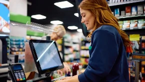 Koliko zarađuje kasir u Nemačkoj? Plate na višim pozicijama iznenađuju