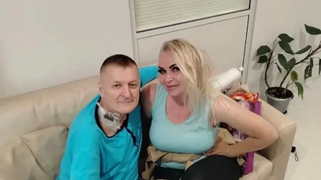 HITNO OPERISAN NAŠ PEVAČ Pojavila se prva fotografija nakon intervencije