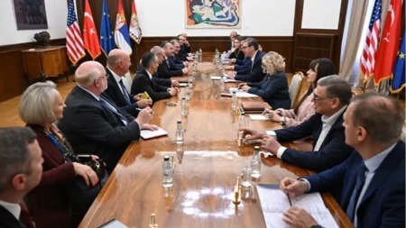 VUČIĆ SA BEHTEL–ENKA O NAPRETKU NA MORAVSKOM KORIDORU Poštovati rokove za Čačak-Kraljevo