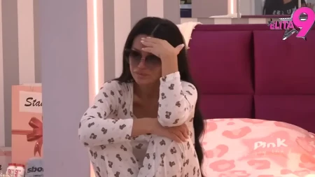 STANIJA JECA I KUKA NA SAV GLAS Uznemirujuće scene u Eliti, niko ne može da je smiri (FOTO)