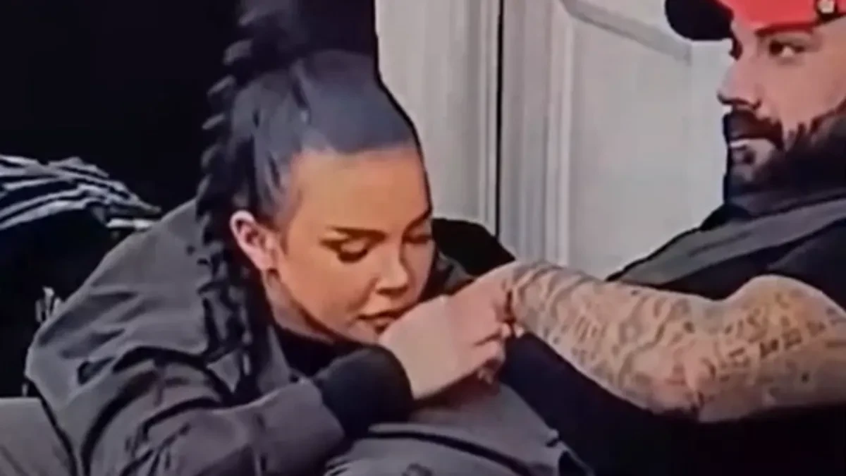 SKANDAL USRED EMISIJE! Anita otkopčala Luki šlic, spustila glavu i gurnula ruku! (FOTO)