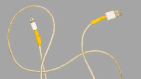 OVO TIHO UNIŠTAVA VAŠ TELEFON! Loš kabl pravi štetu – evo kako da spasite bateriju