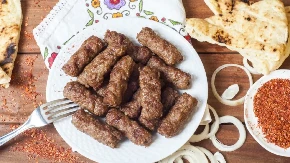 Je l' hoćete najukusnije ćevape ikada, ali kod kuće spremljene? Mesari dodaju samo 1 sastojak za ludački ukus