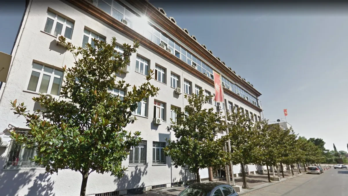 PRESUDA DANILU MANDIĆU Kažnjen samo za krađu skupštinskog "range rovera"