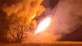 RUSI LANSIRALI "URAGANE" Kiša projektila od 220 milimetara ČISTE SMRTI prekrila Zaporožje