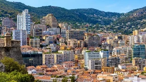 NEKO PROLIVA SVOJU KRV, NEKO ZGRĆE LOVU: On je sada kupio najskuplji stan na svetu!