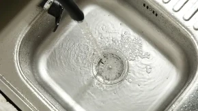 TAJNI OTVOR U SUDOPERI KOJI SPASAVA DOM: Malo ko zna njegovu PRAVU SVRHU!