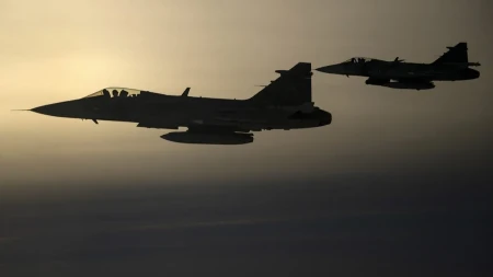 SUDARILA SE DVA BORBENA AVIONA TOKOM LETA: Piloti napravili sramnu grešku