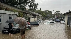 POPLAVLJEN DUBROVNIK! Automobili se jedva probijaju kroz vodu, ovaj deo je KRITIČAN