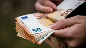 ZVANIČNO JE DOŠLO DO PROMENE Oglasila se NBS o kursu evra