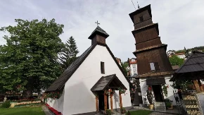 BISER SKRIVEN U STROGOM CENTRU GRADA Prelepa crkva krasi Užice, ima bogatu istoriju i svedoči o prošlom vremenu