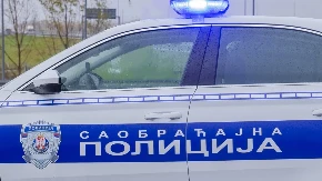 TEŽAK UDES KOD AERODROMA "NIKOLA TESLA" Jedno vozilo se prevrnulo na krov, ima povređenih