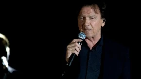 ŽENU ZDRAVKA ČOLIĆA NAPALA NOŽEM DRUGA I ISEKLA JE PO LICU! Pevač svedočio užasu