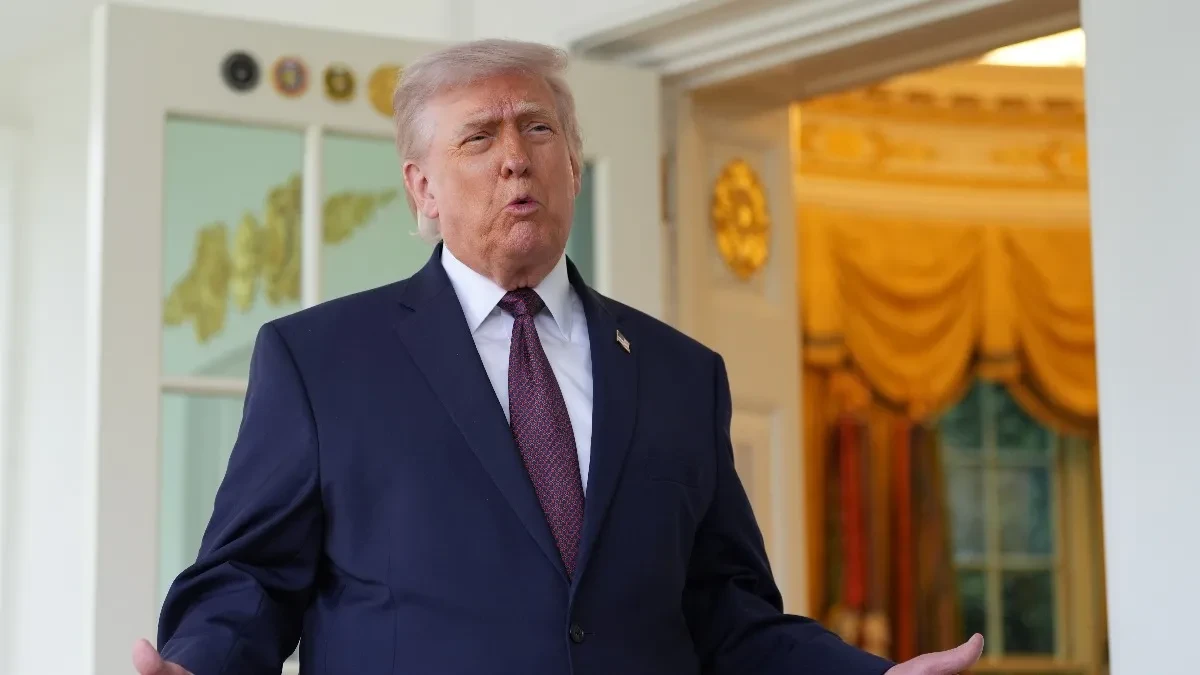 BELA KUĆA OPTUŽILA KINU ZA KRAĐU: Ovo bi moglo da zaoštri tenzije uoči susreta Trampa i Si Đinpinga 