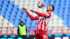 NIJE MU LAKO Napustio Zvezdu, postao standardan prvotimac, a sada ne igra: Frustrirajuća je situacija