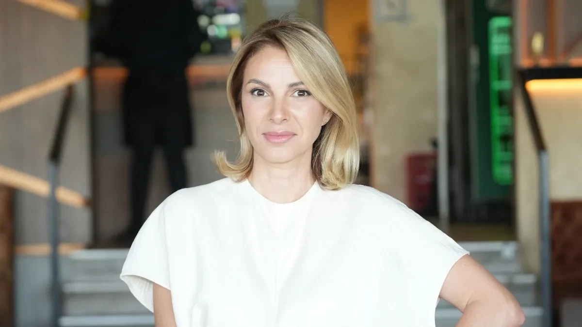 "DANAS SVAKO MOŽE DA BUDE JAVNA LIČNOST" Marina Tadić za Alo oštro o estradi