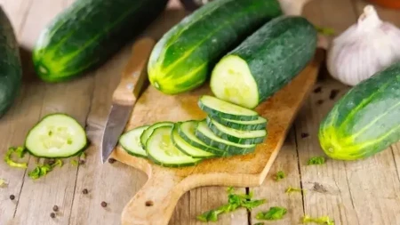 Gorak krastavac? Ne bacajte ga - ovaj stari trik vraća mu savršen ukus za minut