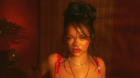 Rijana pokazala telo nakon 3 porođaja! Svi su u šoku, ne veruju da je to osoba iz stvarnog života!