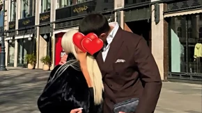 ISPLIVALA INTIMNA GLASOVNA PORUKA, A KRIJE MU LICE! Ovo je 2 decenije mlađi izabranik Dare Bubamare