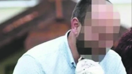 STAVIO DETE (2) U KOLA I PREŠAO NAMERNO U SUPROTNU TRAKU Bivšoj poslao poruku "VIŠE GA NEĆEŠ VIDETI"