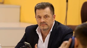 EVO KOLIKO SAŠA MILOŠEVIĆ MARE ZAPRAVO IMA GODINA Niko ne veruje šta piše u dokumentima!