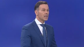 MALI RESETOVAO NIKEZIĆA: Niste imali ni za penzije, prespavao si preporod Srbije! 