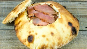 ZLATIBORSKA I UŽIČKA PRŠUTA IZDOMINIRALE Našle su se među NAJBOLJIM suhomesnatim proizvodima na svetu 