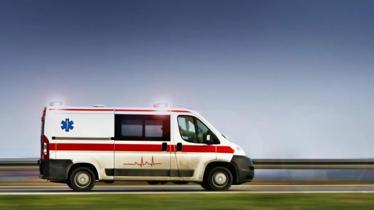 TEŠKA SAOBRAĆAJNA NESREĆA "Lada" smrskana kao limenka