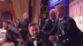 KAKAV BLAM Agenti zaboravili na Trampa? Umesto PREDSEDNIKA spašavaju NJEGA