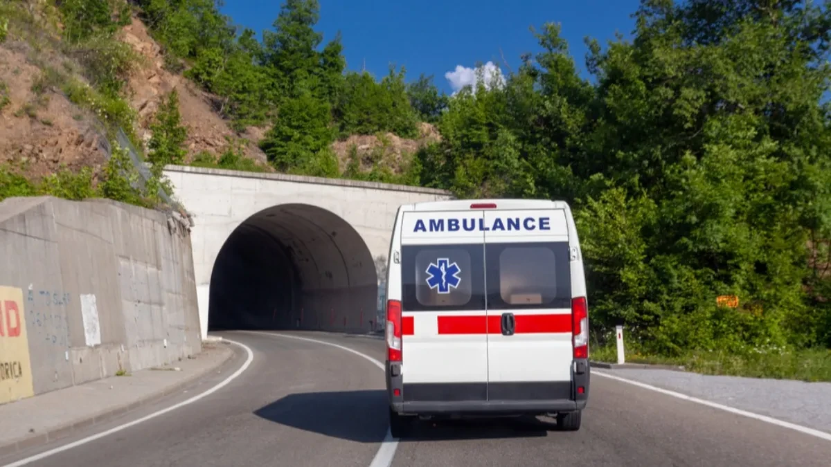 SUDAR FORDA I MERCEDESA U SARAJEVU Vozač (83) polomio rame
