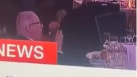 OKO NJEGA PUCAJU, A ON NAVALIO DA JEDE Hit reakcija muškarca usred pucnjave u Vašingtonu